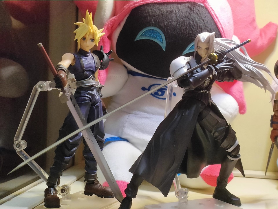 Boneka Asli Play Arts Genuine  - Model Kit Final Fantasy ulasan dan harga