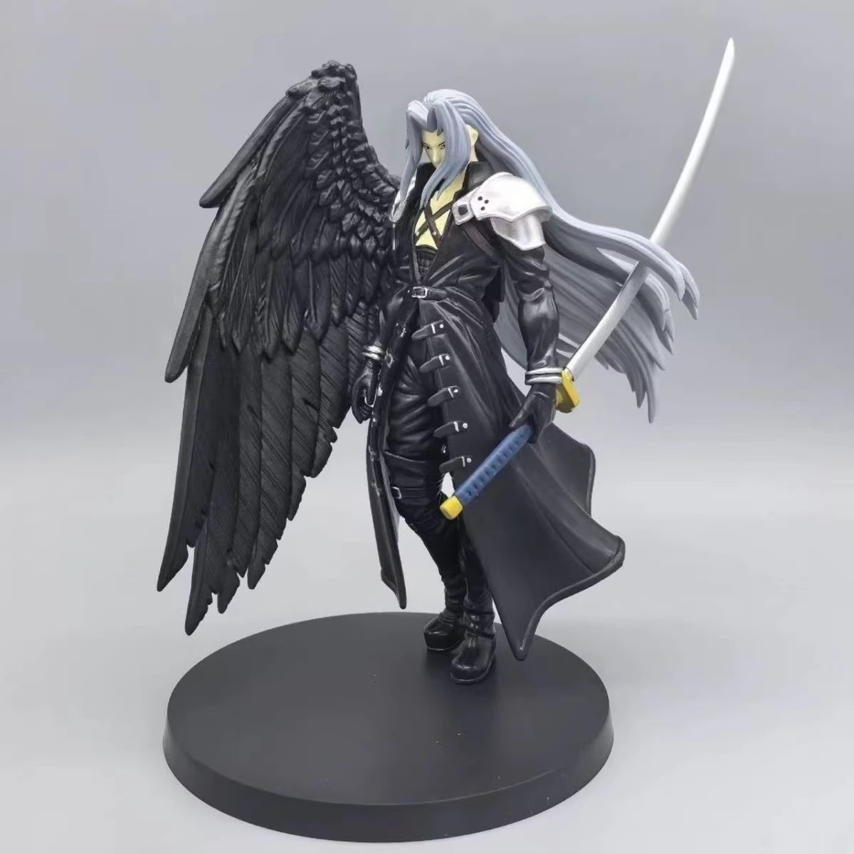Figur Aksi Game Pertarungan An - Model Kit Final Fantasy ulasan dan harga