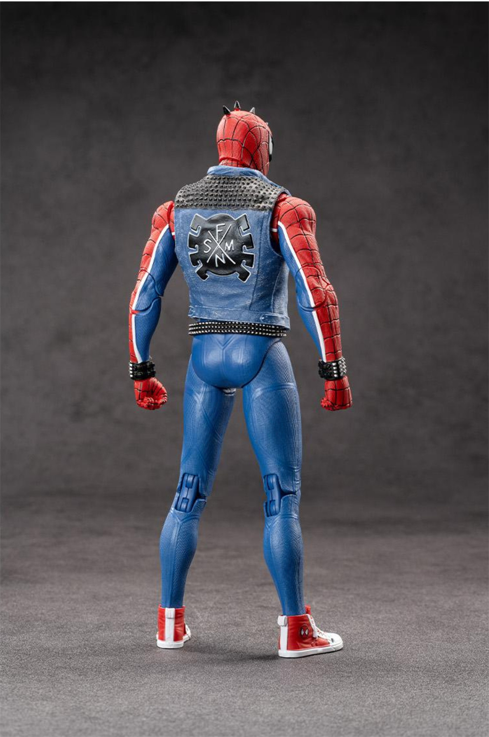 ZD Spider-Man: Figur Aksi Hari - Model Kit Iron Man Mark 50 ulasan dan harga