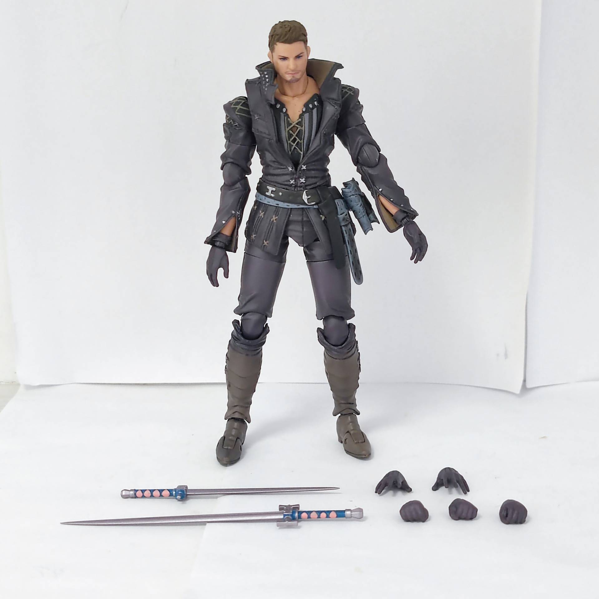 Figur Aksi Resmi Loose Figure  - Model Kit Final Fantasy ulasan dan harga