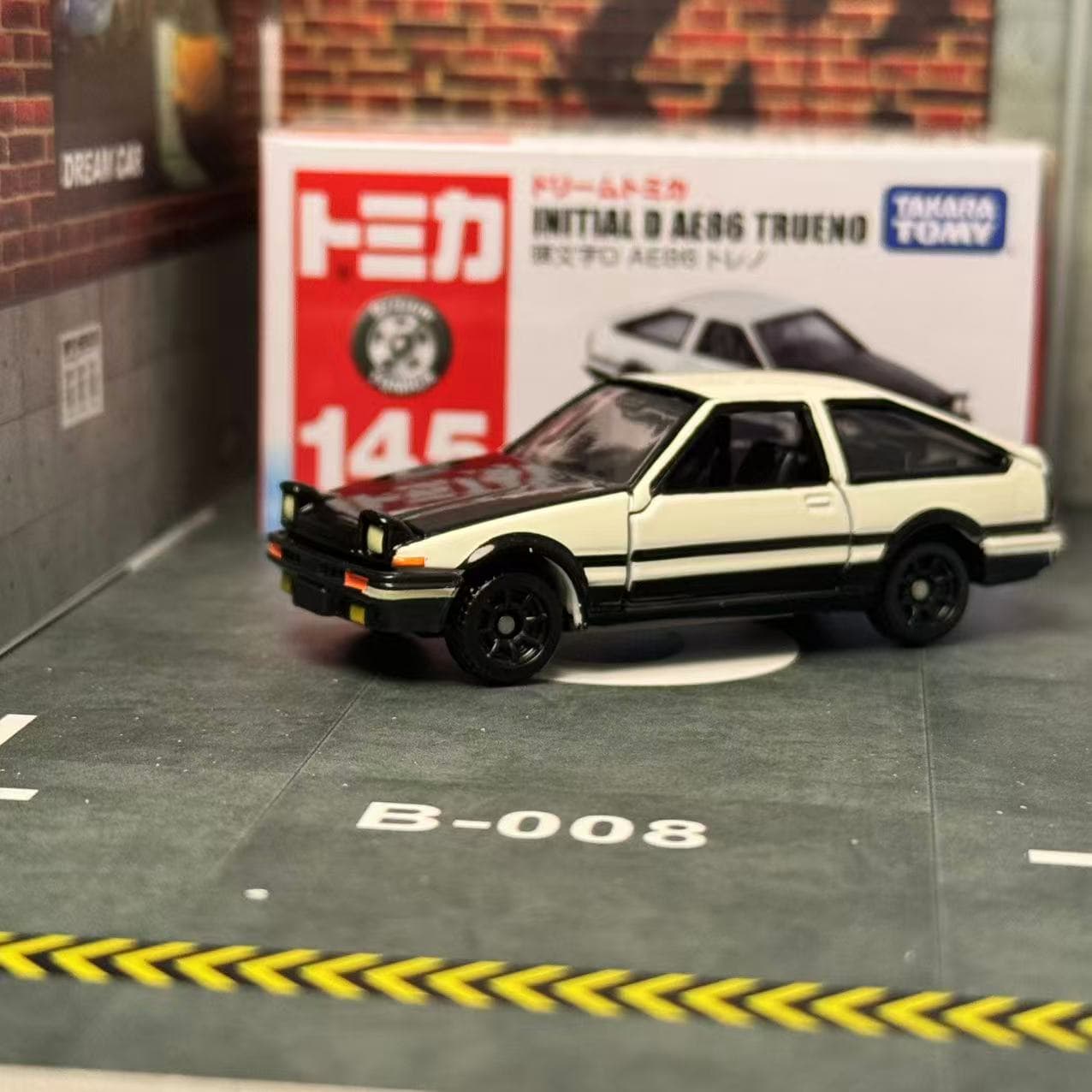 Mimpi Tomica NO. 145 Inisial D - Model Kit Ae86 ulasan dan harga